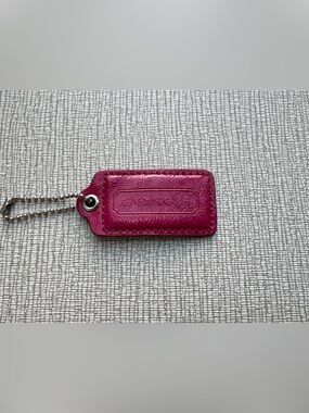 COACH Large Magenta Fuschia Patent Leather Hang Tag Hangtag Bag Charm Keychain